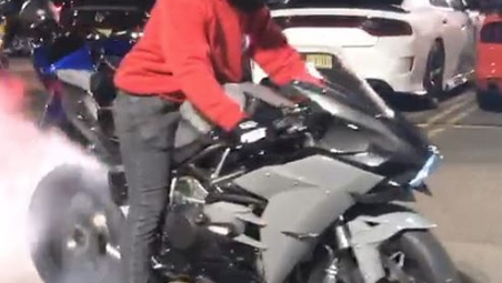 Kawasaki H2 Burnout